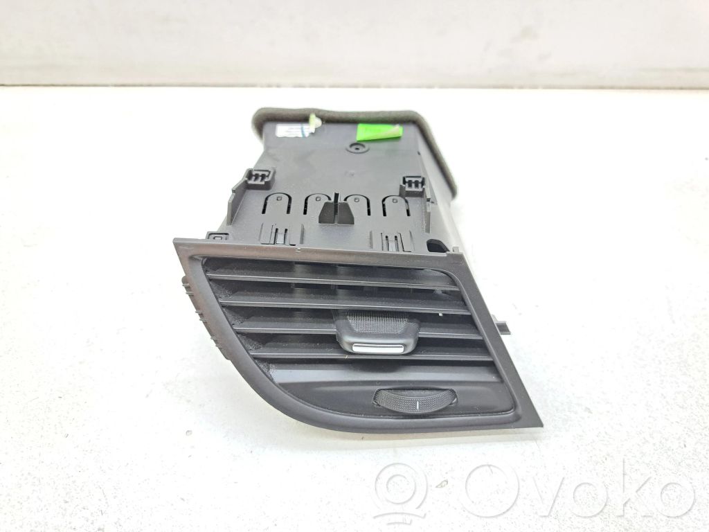 Opel Zafira C Grilă ventilație/ramă laterală bord 