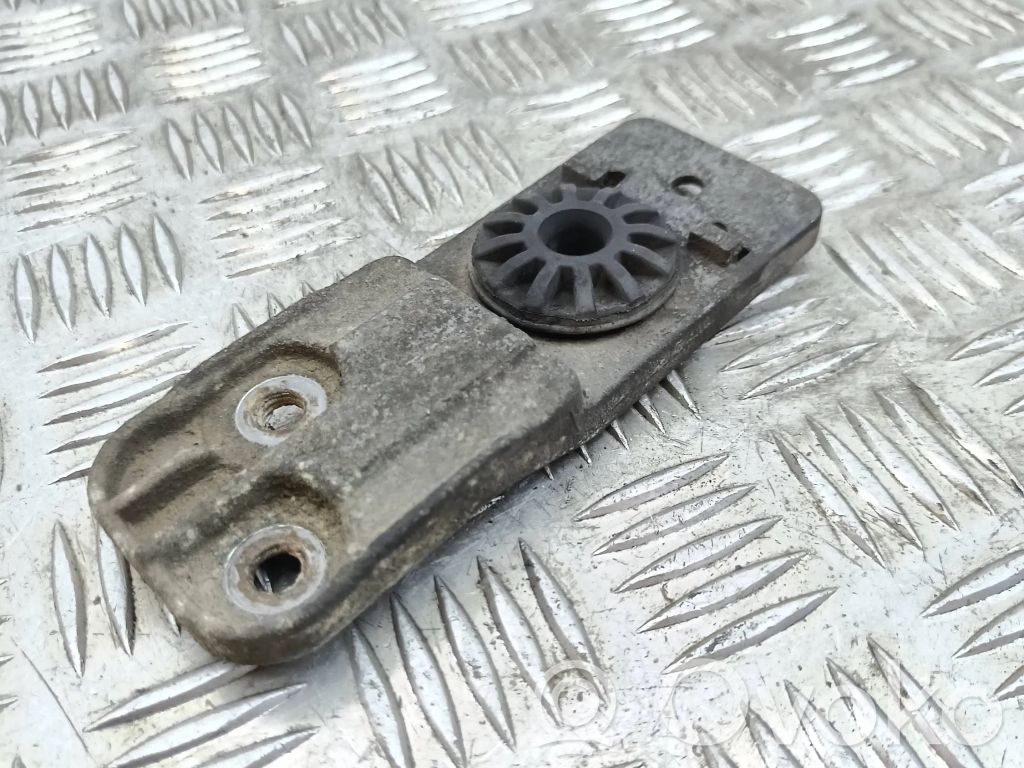 Opel Zafira C Radiator support slam panel bracket 