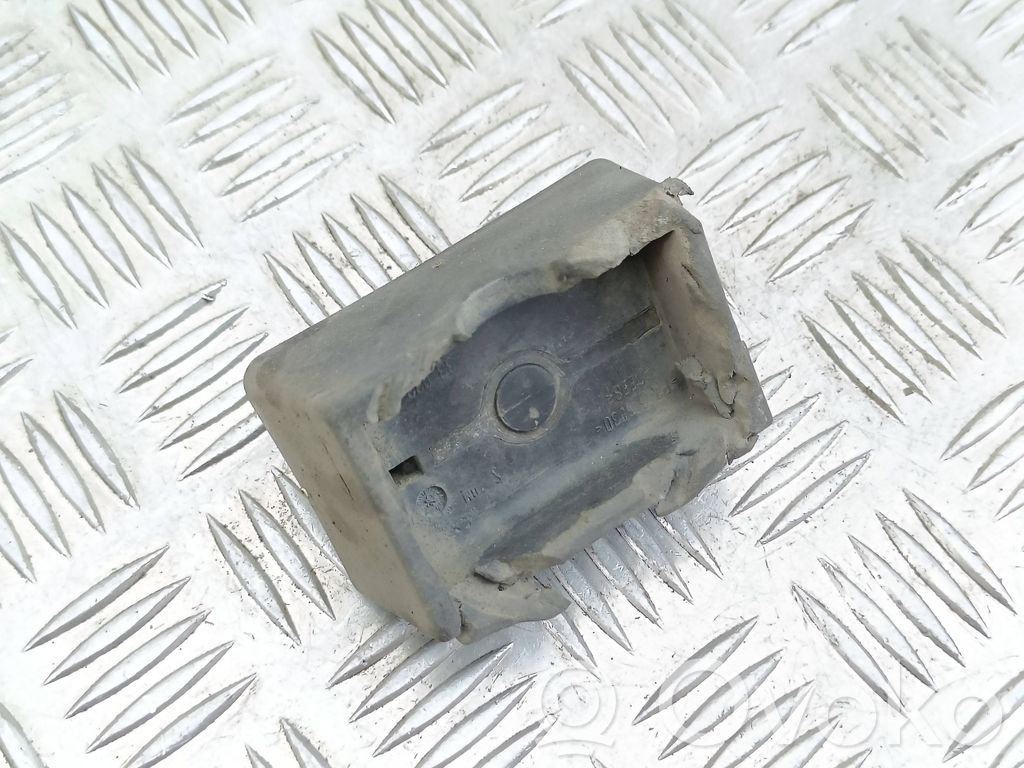 Opel Signum Jacking socket point 