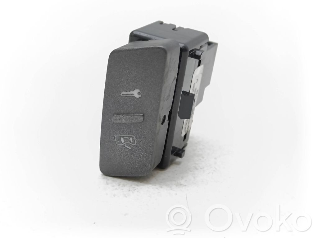 Central locking switch button   3D0962125