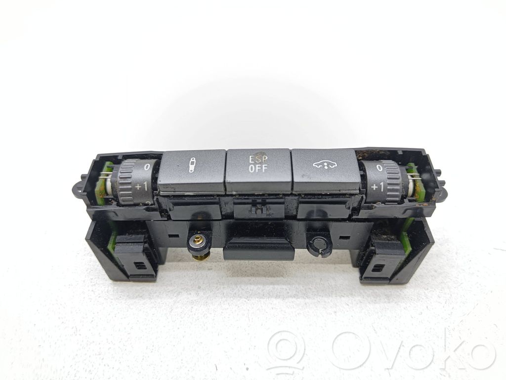 Volkswagen Phaeton ESP (stability program) switch 