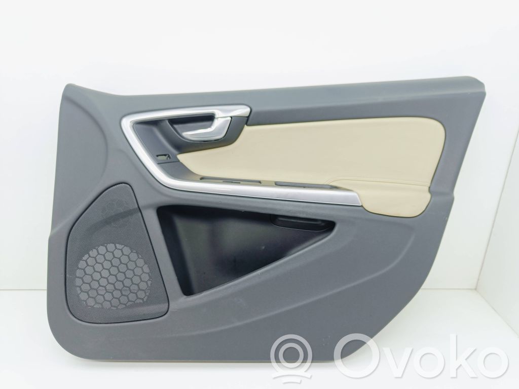 Volvo S60 Revestimiento de puerta delantera 