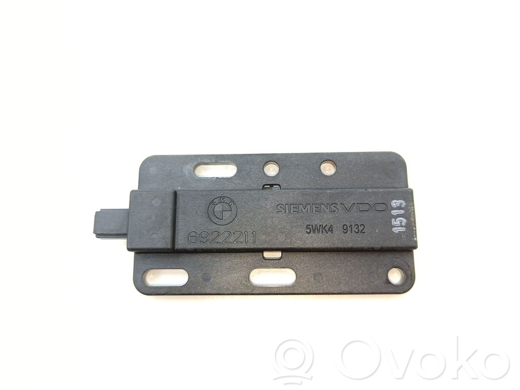 Module de contrôle sans clé Go   6922211,5WK49132
