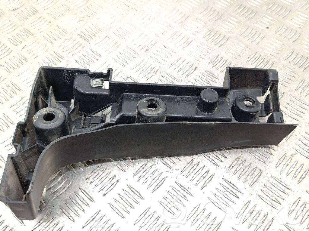 Rear bumper mounting bracket   7226936
