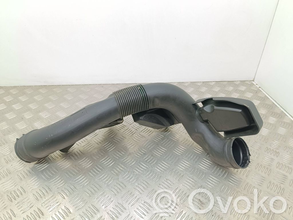 Volvo XC60 Air intake duct part 