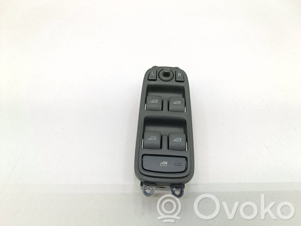 Volvo XC60 Electric window control switch 