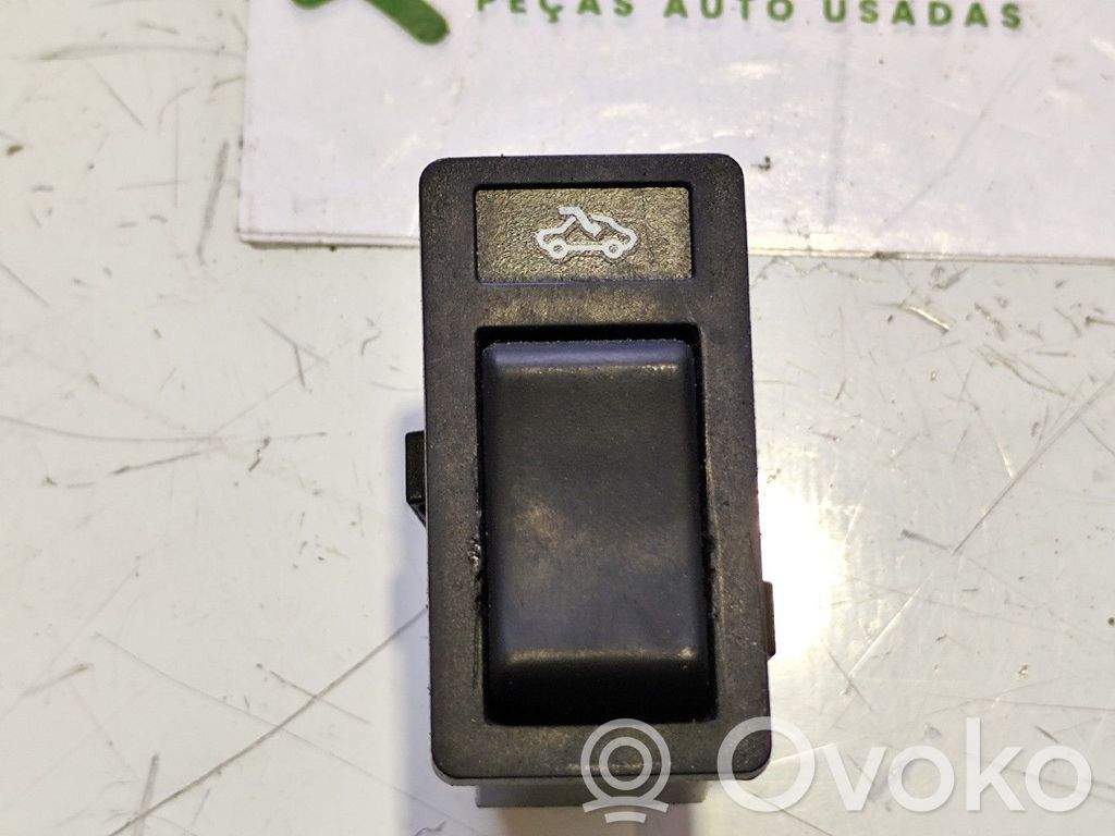 Multifunctional control switch/knob   1362340