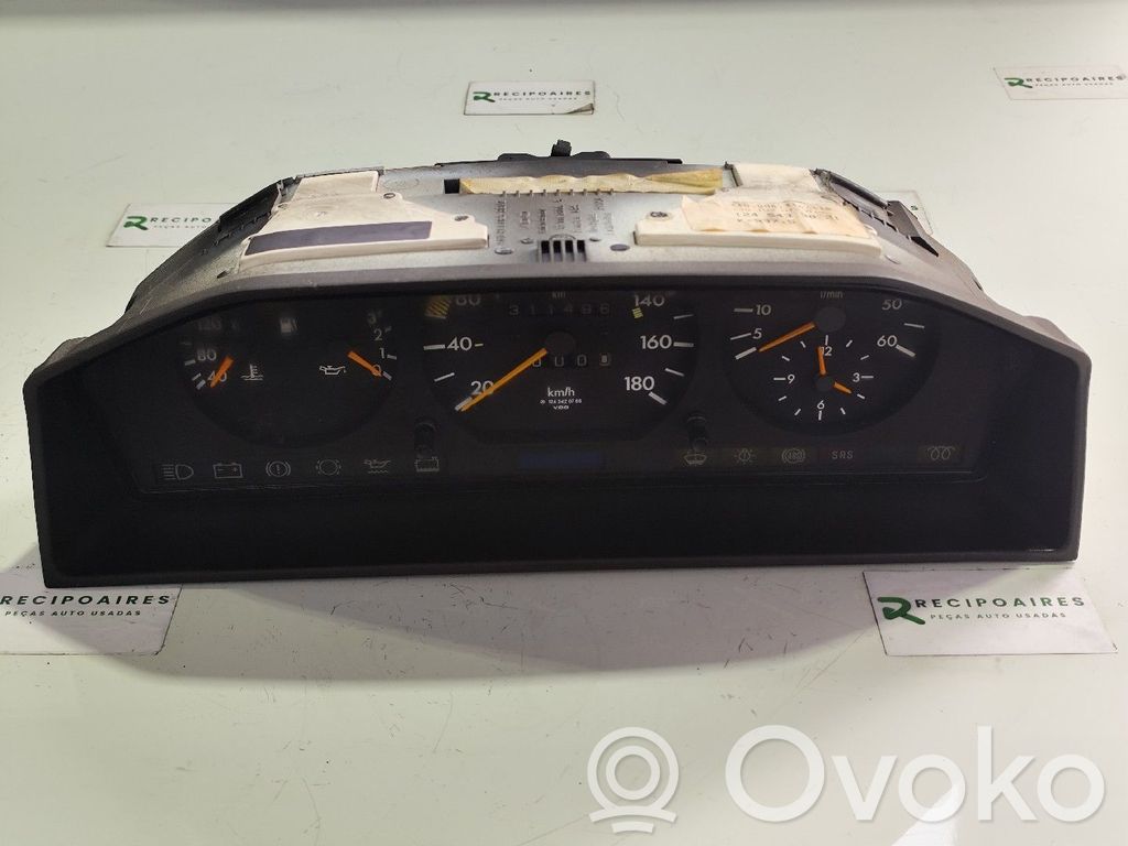 Mercedes-Benz E W124 Speedometer (instrument cluster) 