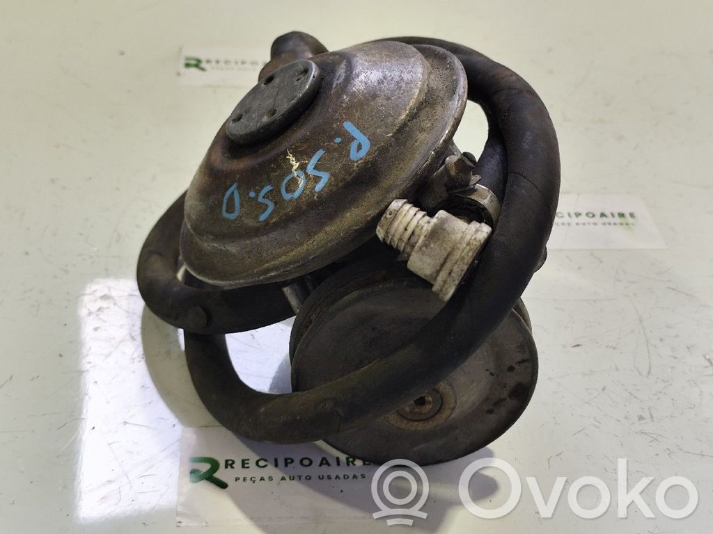 Peugeot 505 Vacuum pump 