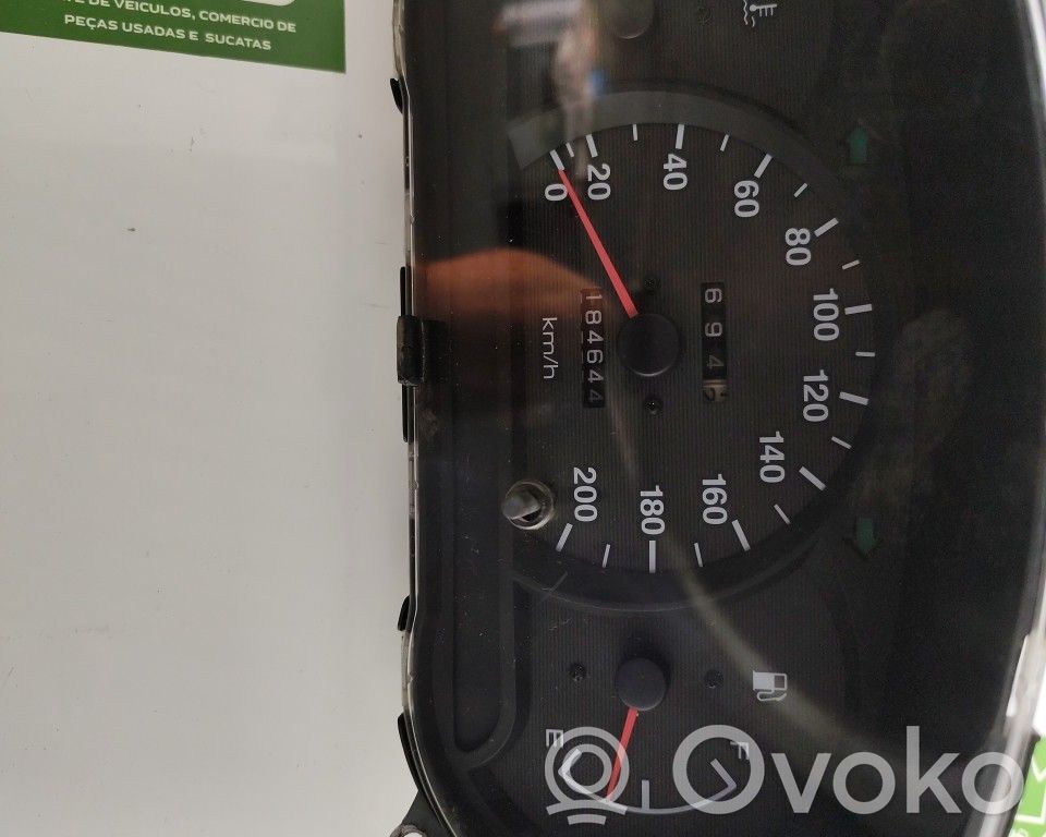 Hyundai Accent Speedometer (instrument cluster) 
