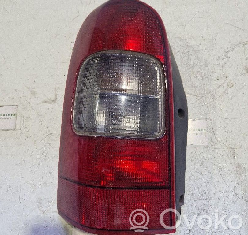 Opel Sintra Takaluukun takavalot 