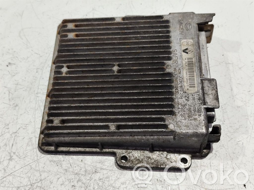 Renault Clio II Engine control unit/module 
