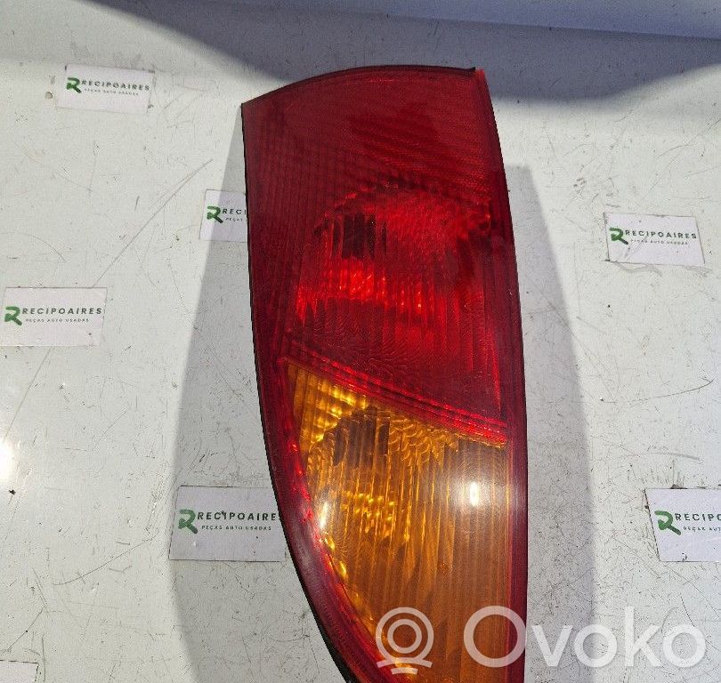 Aizmugurējais lukturis pārsegā   XS4X13405A,XS4X13441A
