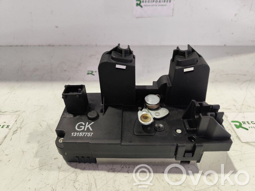 Sliding door lock   13157757
