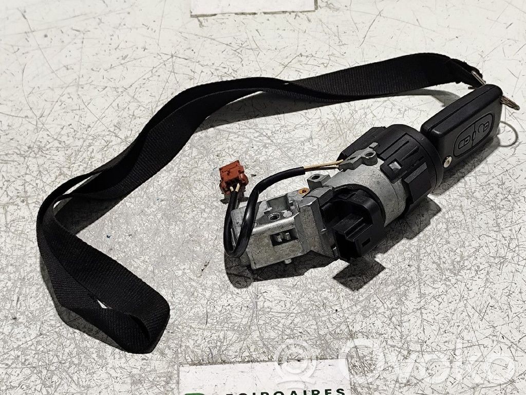 Interruptor de encendido/apagado del motor   N05024553,N0502455