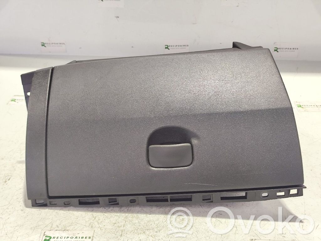 Handschuhfach   8200475692,8200475689,8200475691