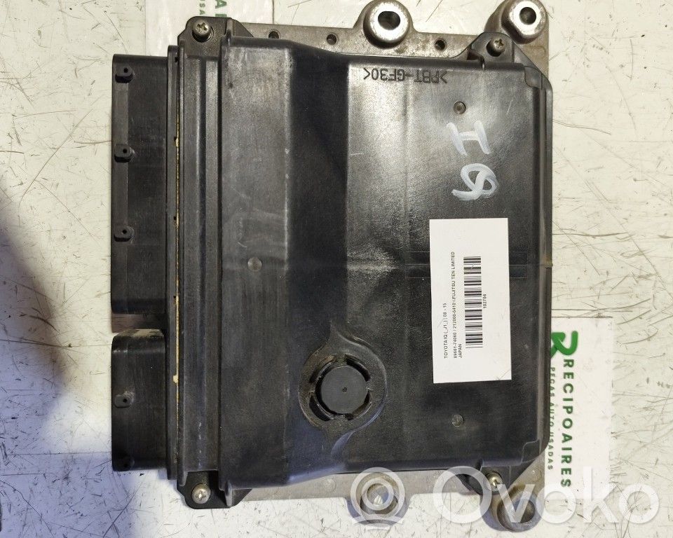 Unidad de control/módulo del motor   8966174060,2120005410