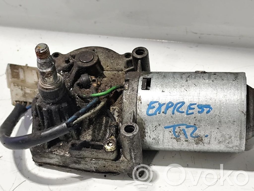 Renault Express Rear window wiper motor 