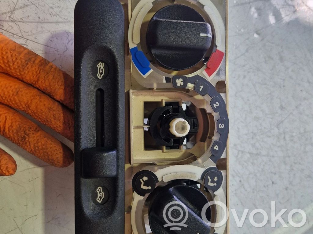 Climate control unit   90386823