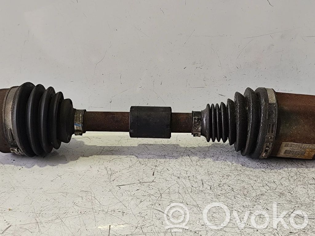 Etuvetoakseli   P05085187AE