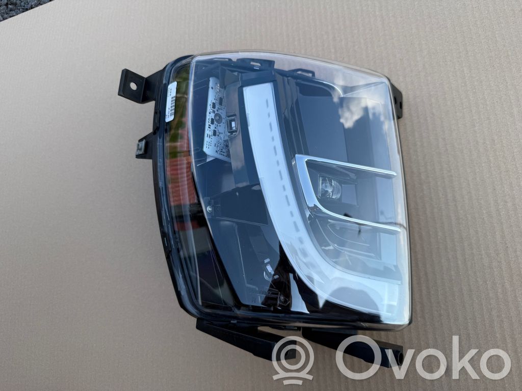 Tesla Model X LED dienas gaisma 