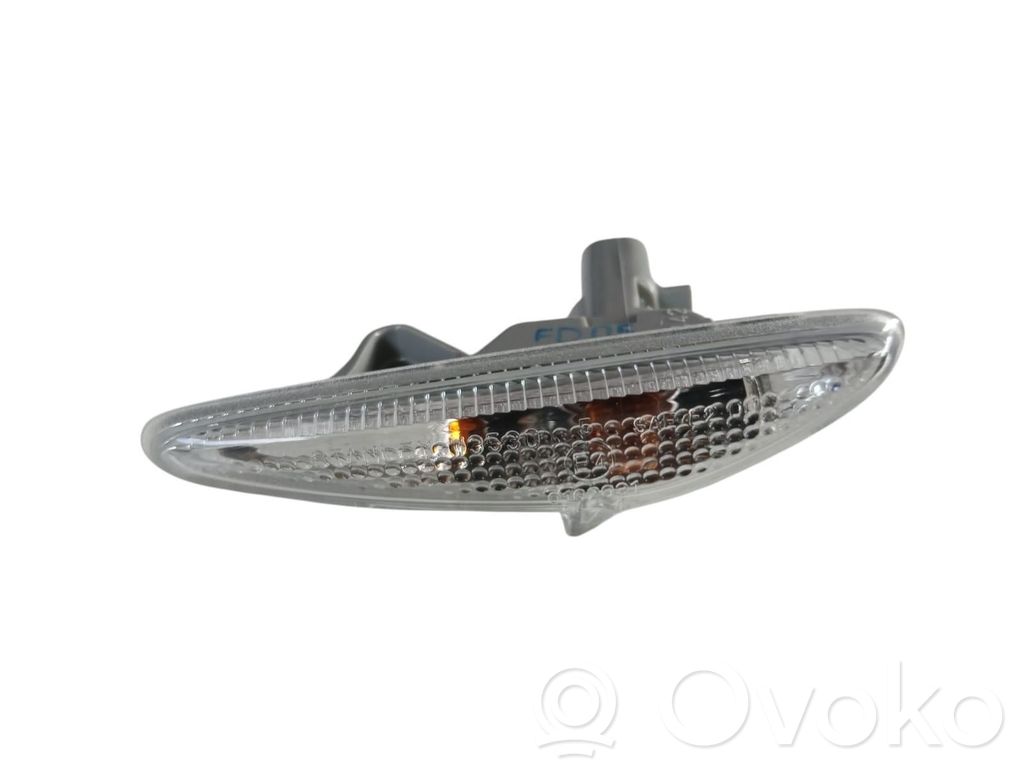 Fiat 124 Spider Front fender indicator light 