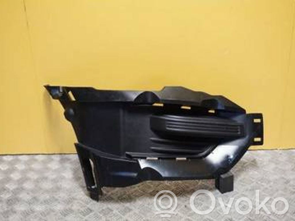 Ford Explorer Moldura/rejilla de la luz antiniebla delantera 