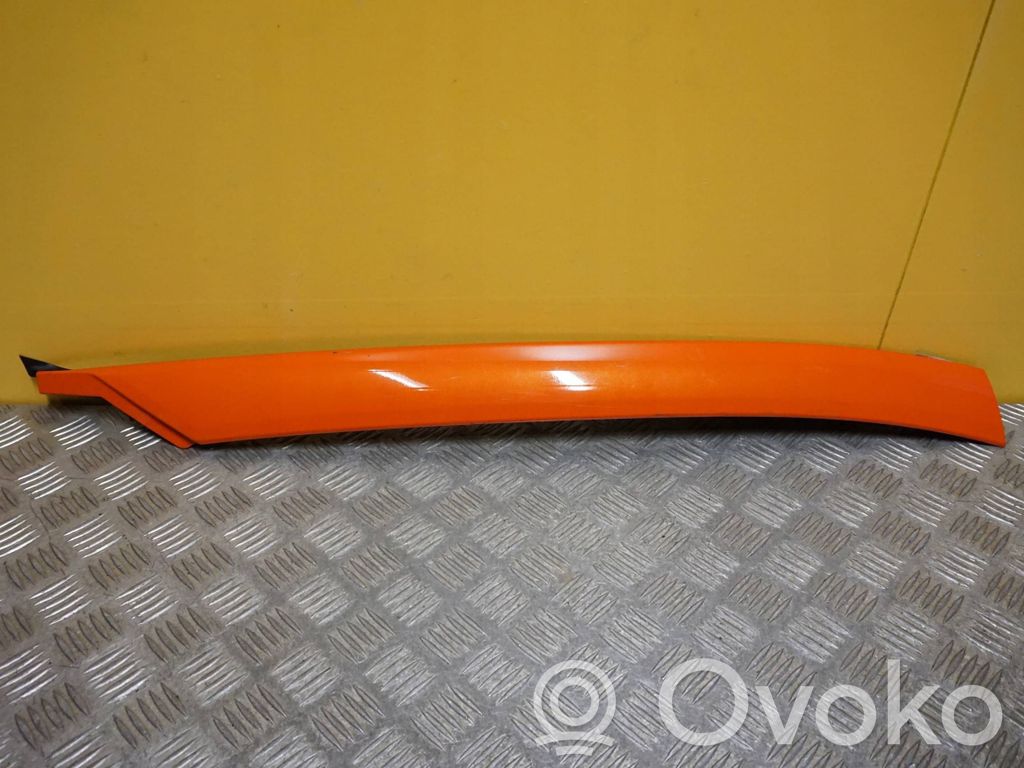 Chevrolet Corvette C8 Słupek środkowy 