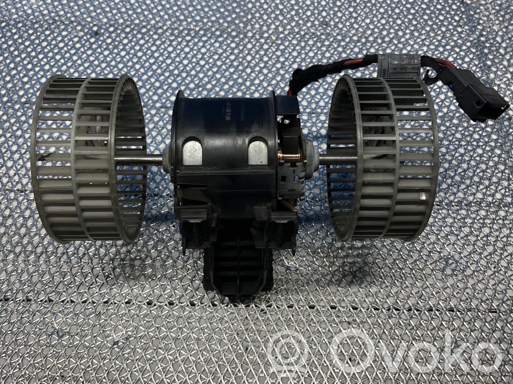 Heater fan/blower   E1389002,04042007