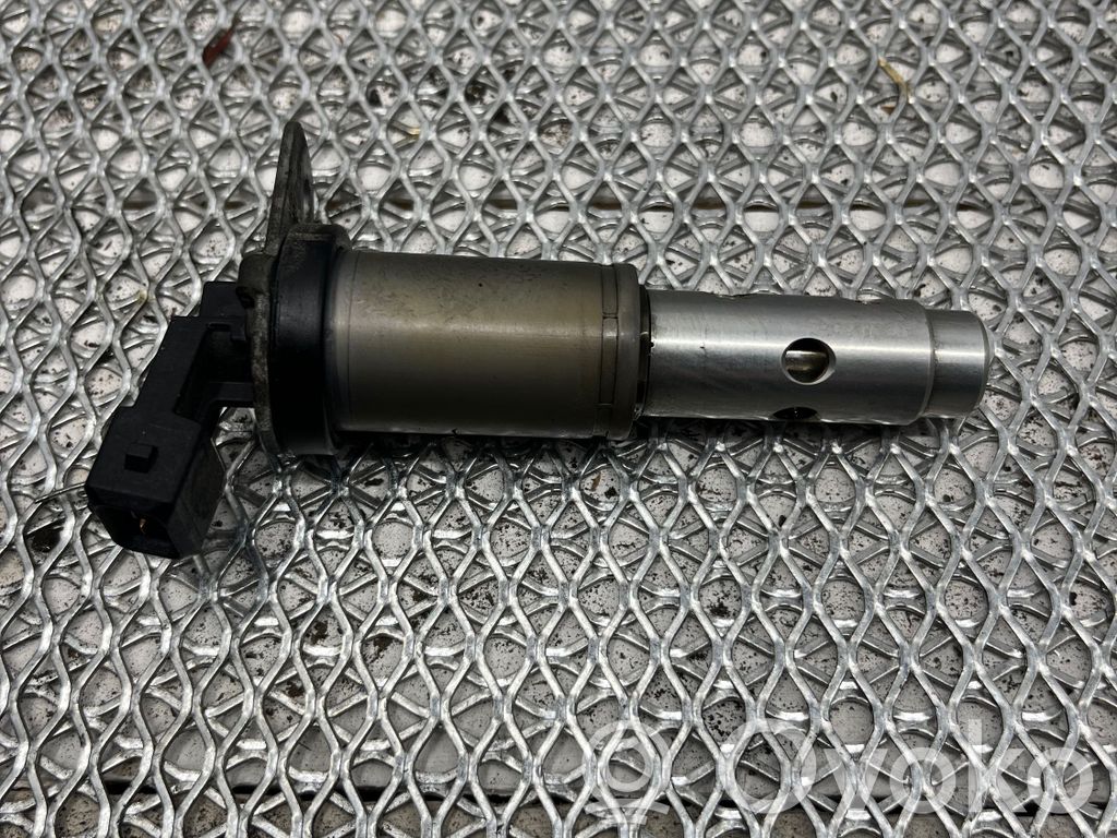 BMW 5 E60 E61 Paskirstymo velenėlio adaptacijos vožtuvas (vanos vožtuvas) 