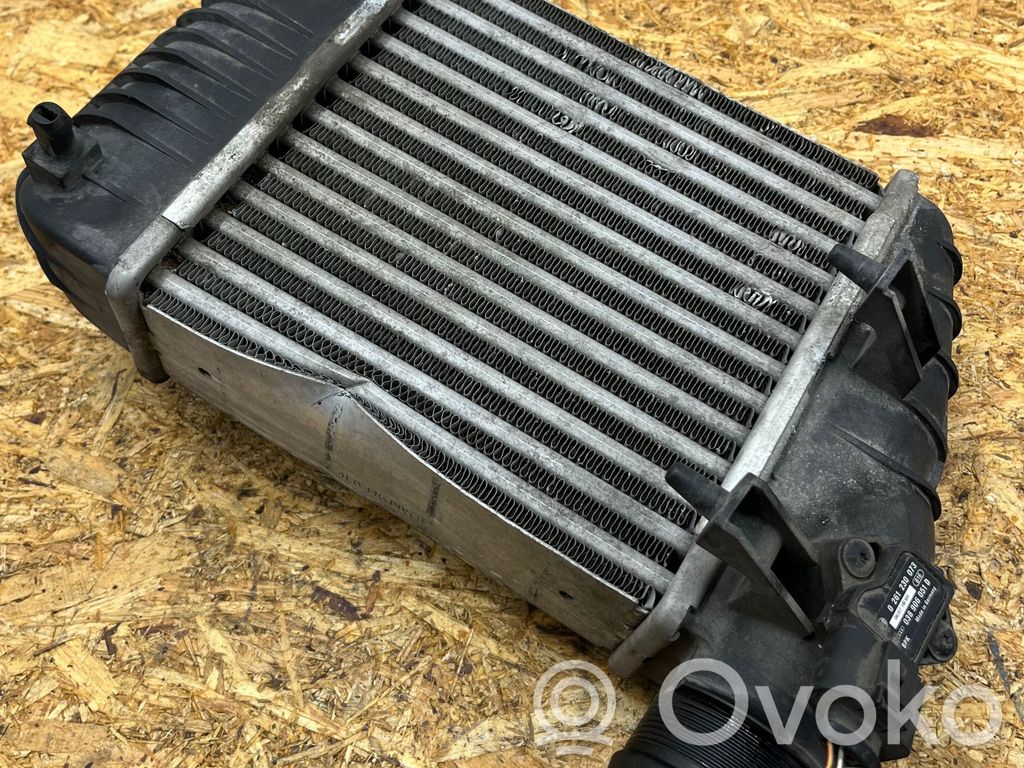 Audi A6 S6 C6 4F Interkūlerio radiatorius 