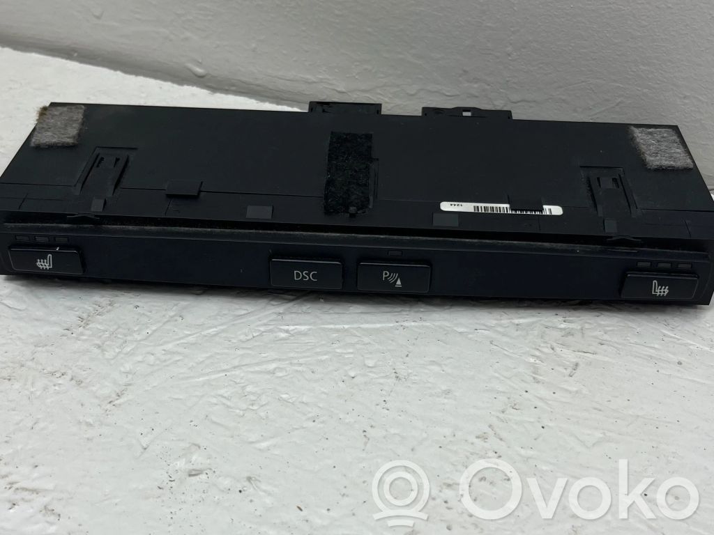 BMW 5 E60 E61 Seat heating switch 