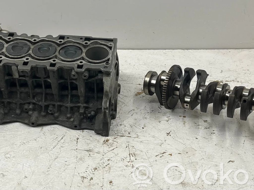 BMW 5 E60 E61 Engine 