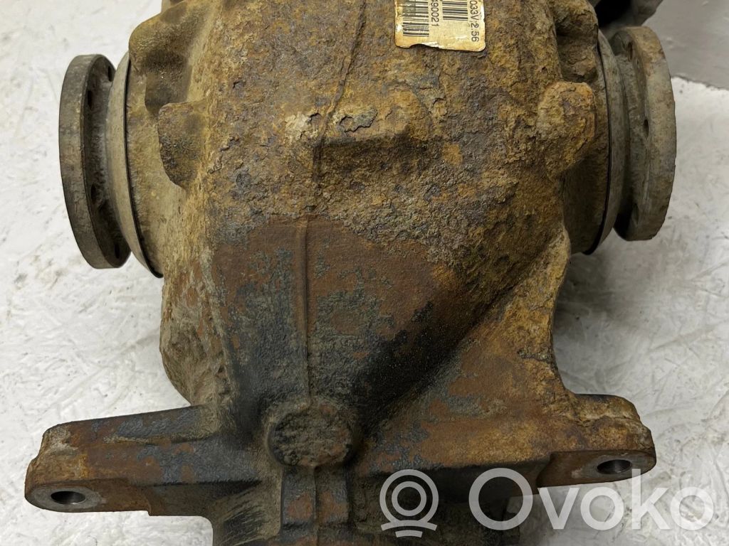 Hinterachsdifferential   7566225,89071126640021