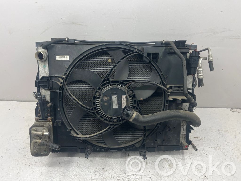 BMW 5 E60 E61 Комплект радиатора 