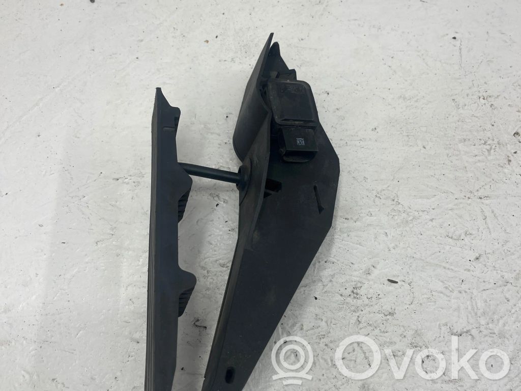 BMW 5 E60 E61 Accelerator throttle pedal 