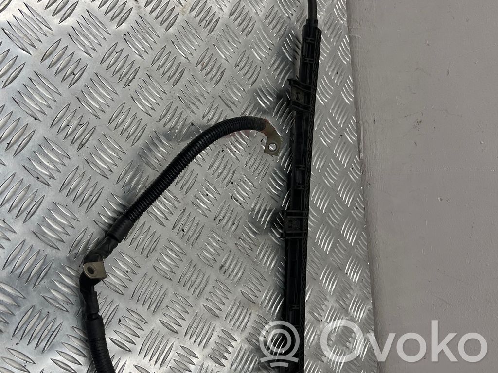 BMW 3 E90 E91 Positive cable (battery) 