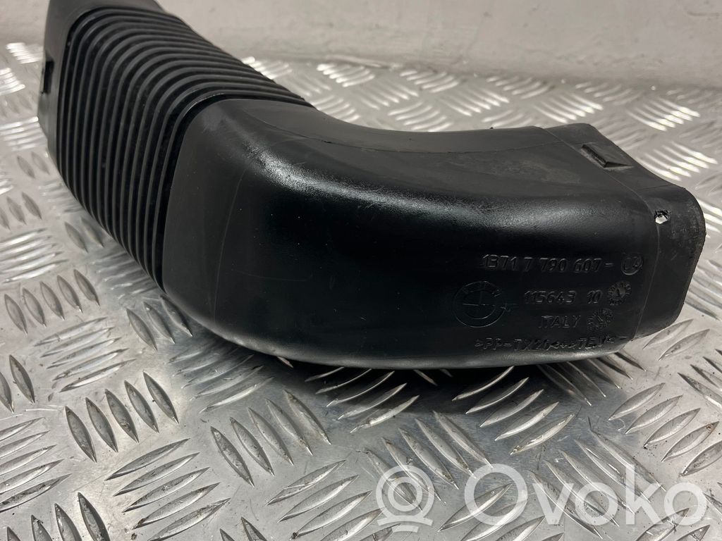 BMW 3 E90 E91 Air intake duct part 