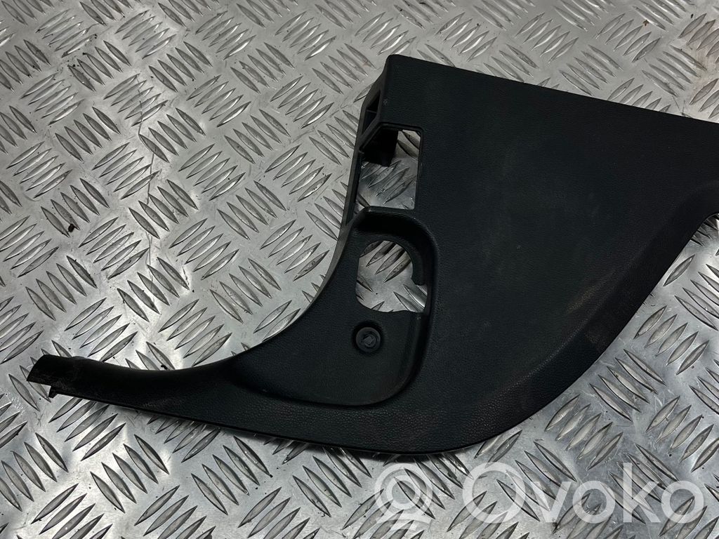 BMW 3 E90 E91 Foot area side trim 