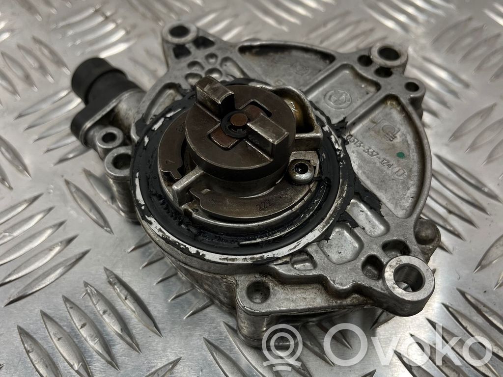 Vacuum pump   7547024