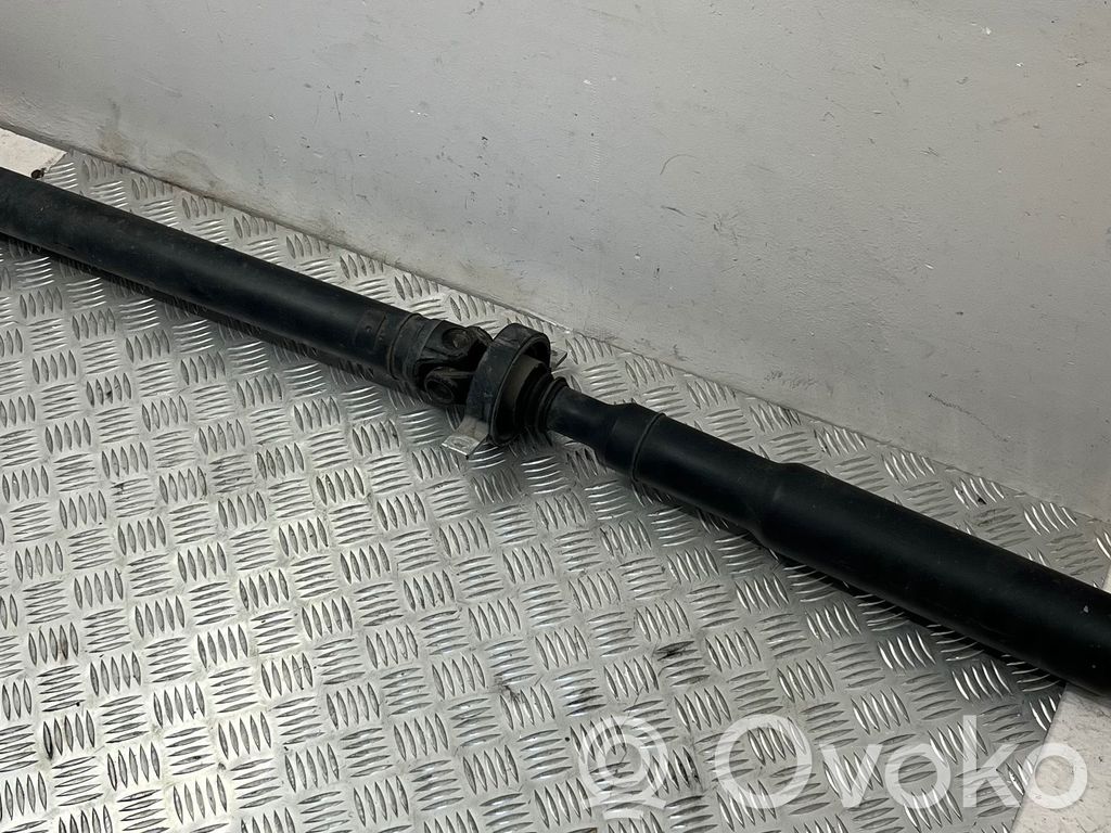 BMW 3 E90 E91 Kardāns komplektā 