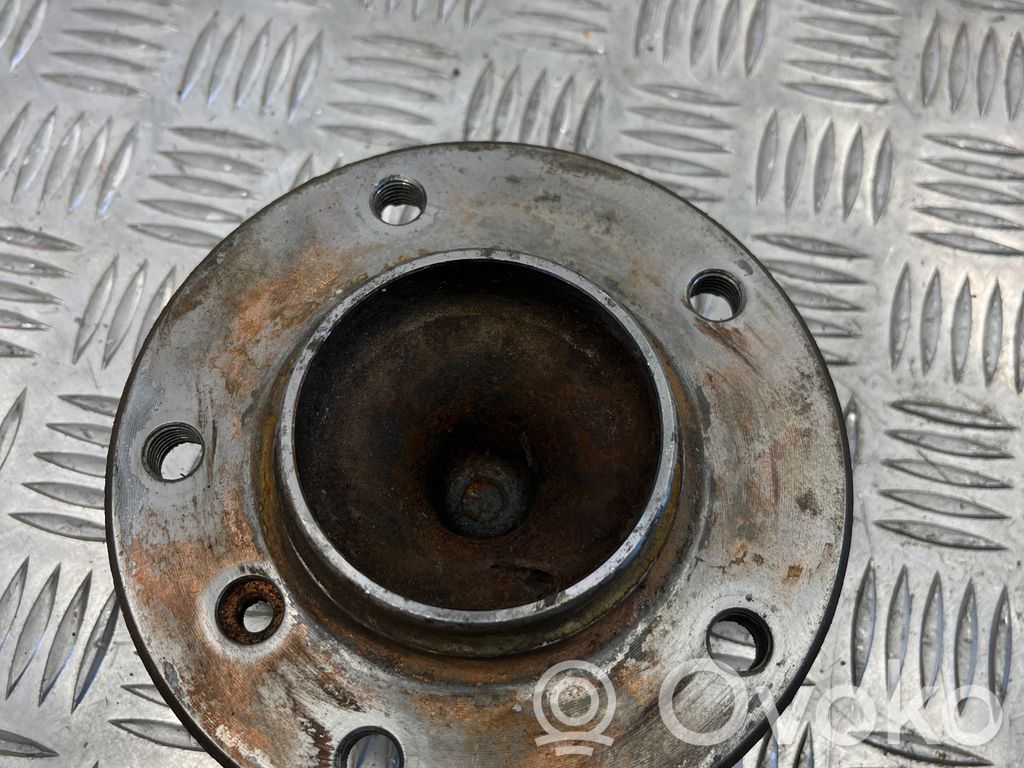Roulement à billes de roue avant   6765155