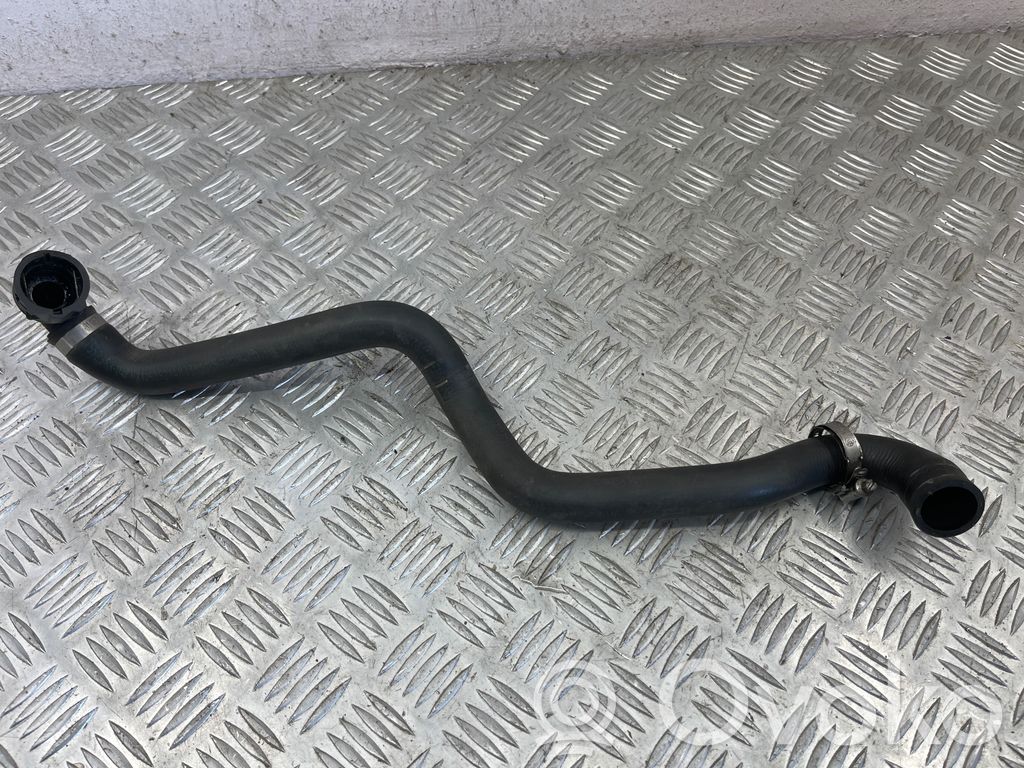 BMW 1 E81 E87 Engine coolant pipe/hose 