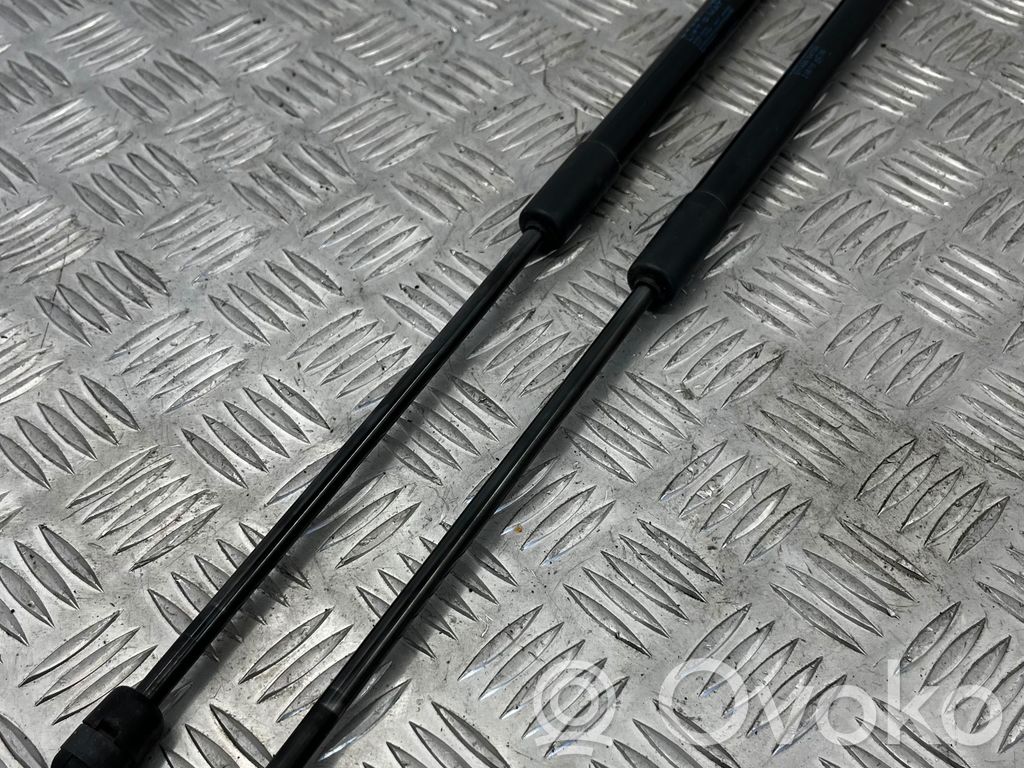 BMW 3 E90 E91 Tailgate/trunk strut/damper 