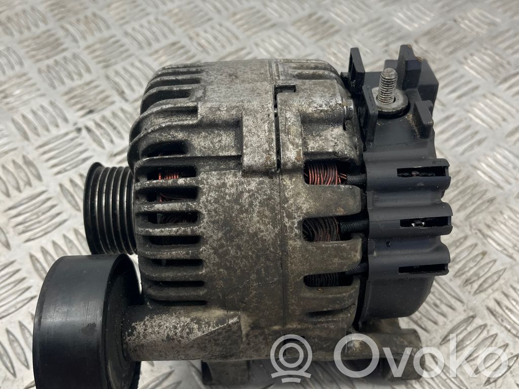 BMW 5 E60 E61 Generator/alternator 