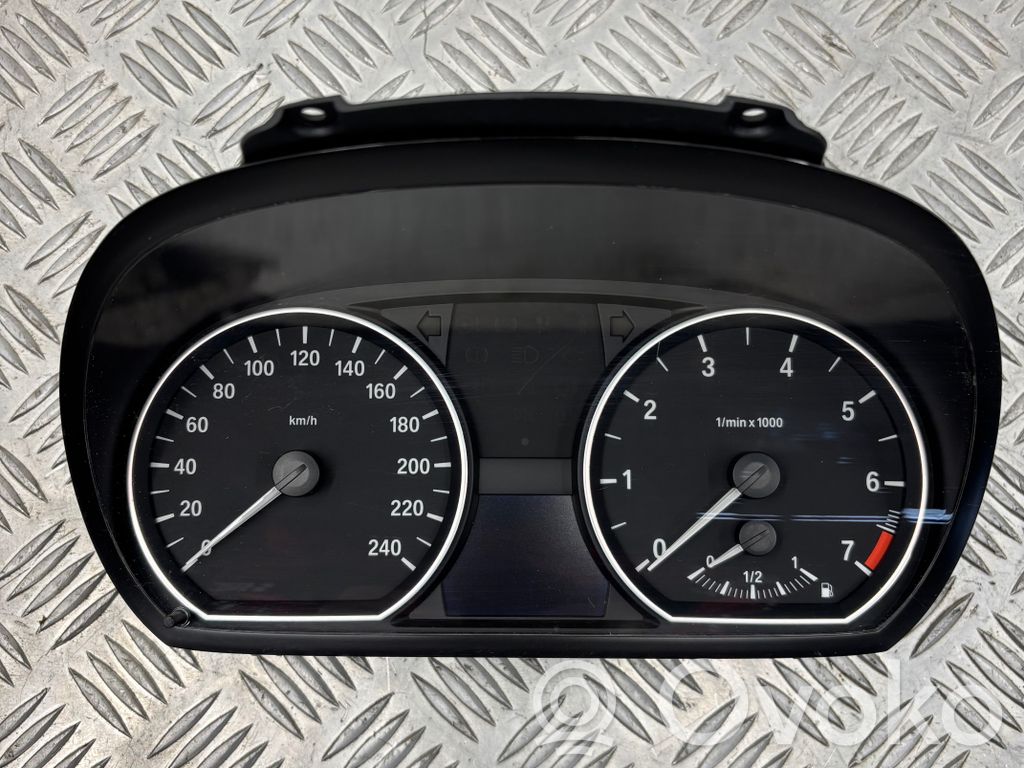 Speedometer (instrument cluster)   102493284,9166813