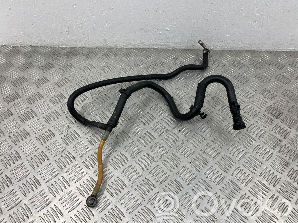 BMW 5 E60 E61 Fuel line pipe 