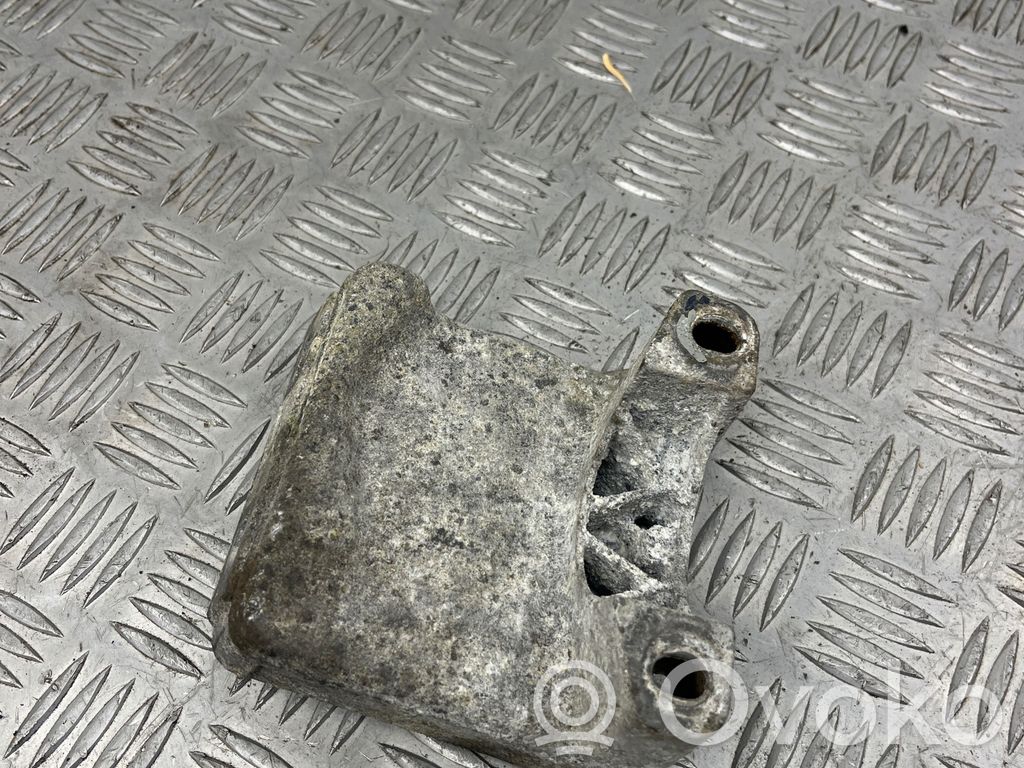 BMW 5 E60 E61 Other engine bay part 