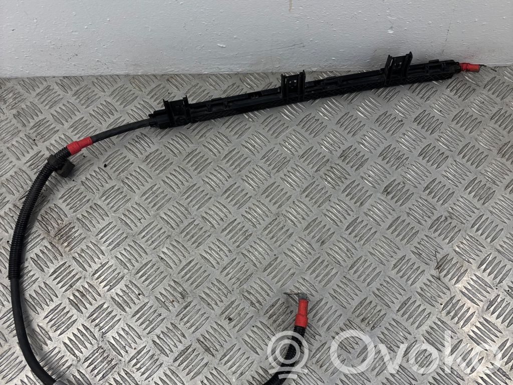 BMW 1 E81 E87 Positive cable (battery) 