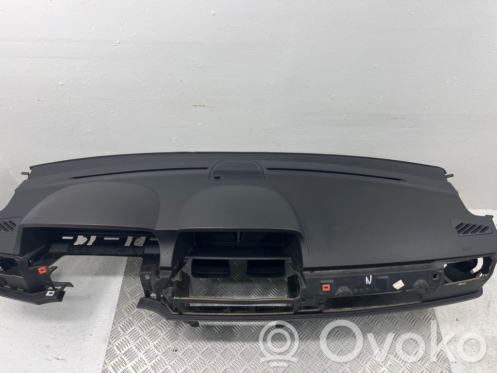 BMW 7 E65 E66 Панель 